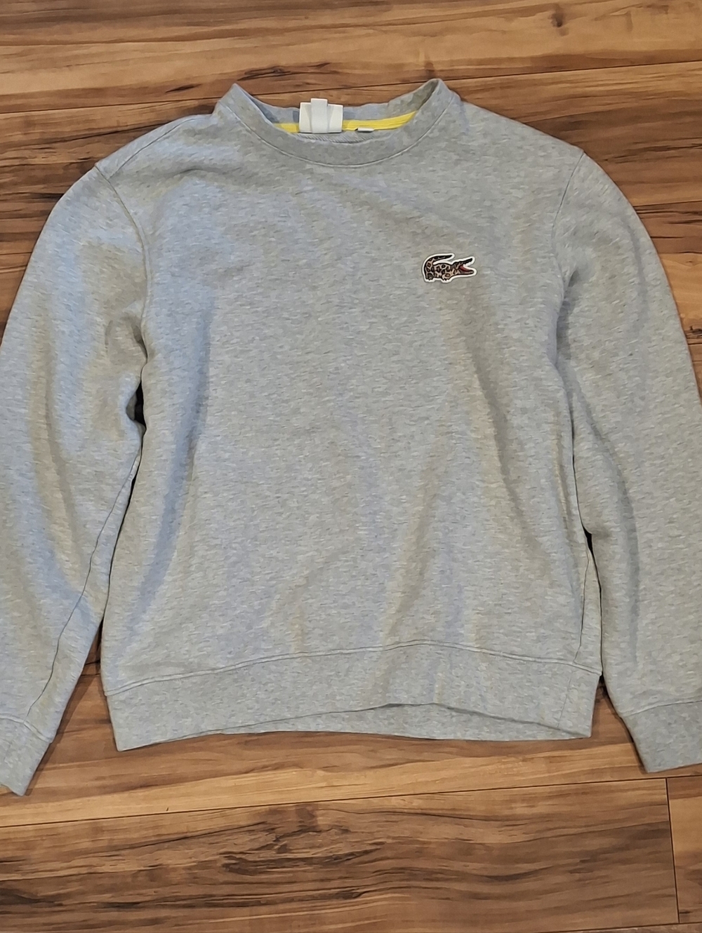 Lacoste Light Gray Crewneck Sweatshirt with Embroidered Croc Mens L NATIONAL GEO